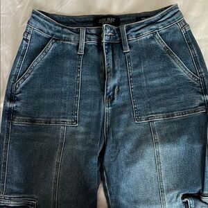 Judy Blue Women's Medium Wash Blue Wide leg Cargo Jeans